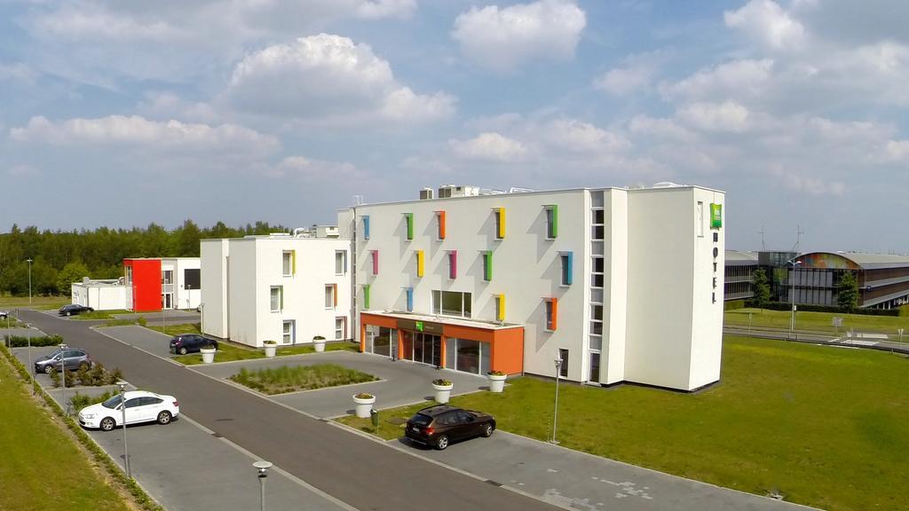 Ibis Styles Nivelles Hotel Exterior foto