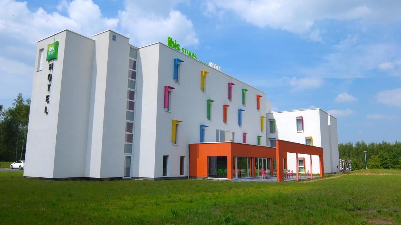 Ibis Styles Nivelles Hotel Exterior foto